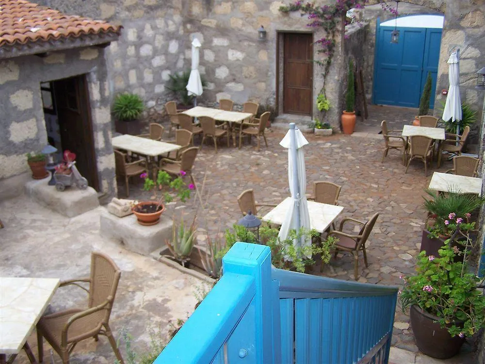****  Hotel Rural 4 Esquinas Сан Мигель Испания